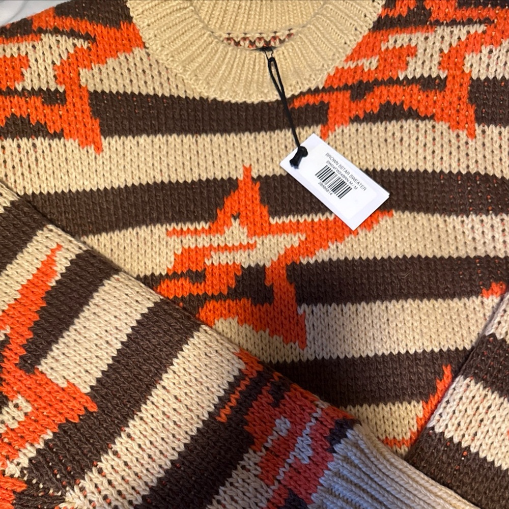 Men's Beige and Orange Star Pattern Crewneck Sweater